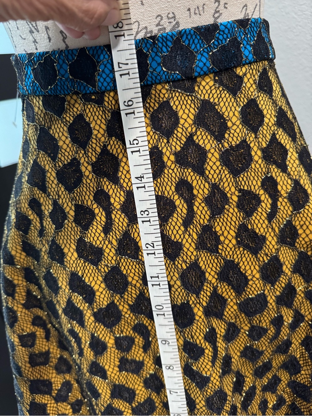 NWOT  English Rose Yellow and Black Patterned Skater Skirt with Blue Waistband - Picture 5 of 7